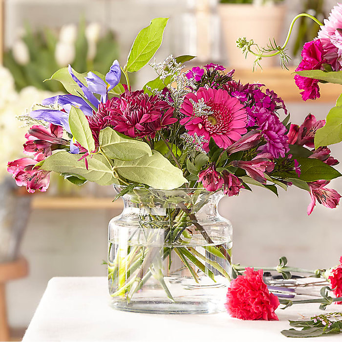 Regal Jewel – A Florist Original